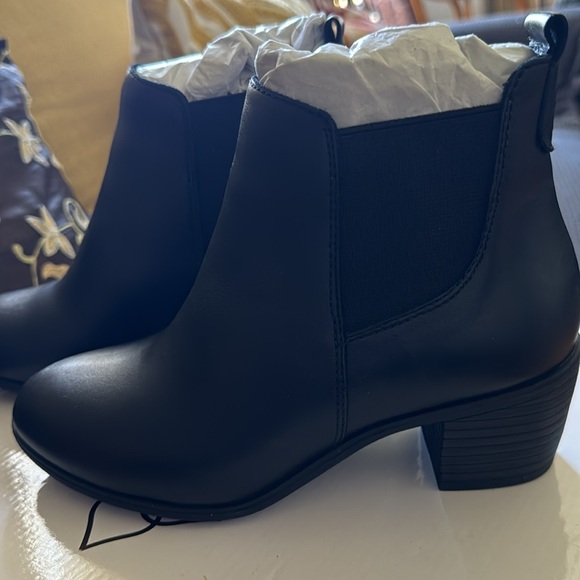 dav Brand Rainboots NWT - Picture 2 of 11